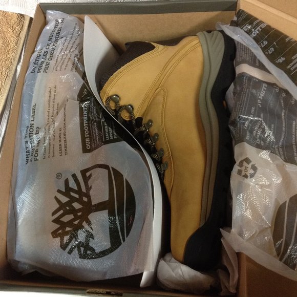 Timberland Men\'s White Ledge Wheat Nubuck WP Hiking Boots - 11.5M - New in Box main image 11